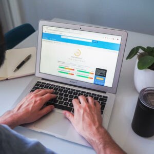 Nowe możliwości monitorowania ruchu w wyszukiwarce Google - Photo by Myriam Jesser on Unsplash