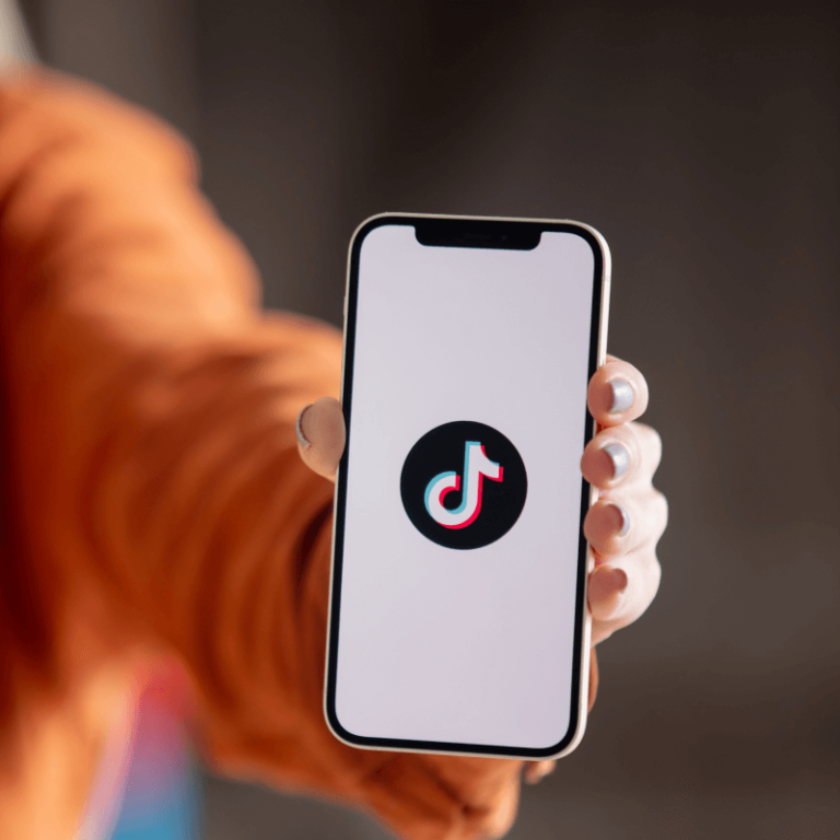 TikTok wprowadza opcję odtwarzania w tle dla transmisji live