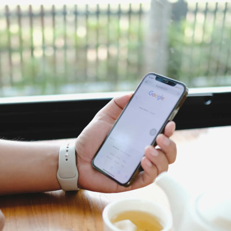 Filtr wyglądu przetłumaczonych wyników wyszukiwania w Google