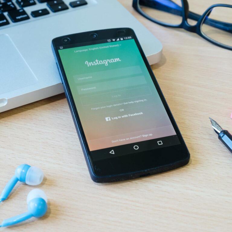 Rozszerzenie kontroli wrażliwych treści na Instagramie