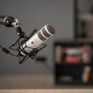 Poprzez słuchanie do sukcesu - podcasty marketingowe w Aspirate