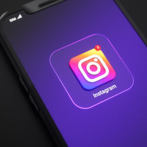 Logo Instagrama w telefonie.