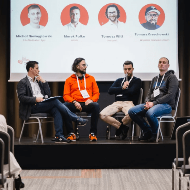 panel dyskusyjny podczas konferencji Mobile Trends for Experts