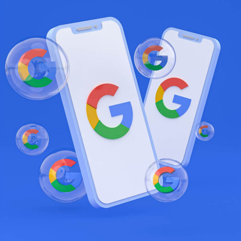Dwa telefony z logo koncernu Google na ekranie